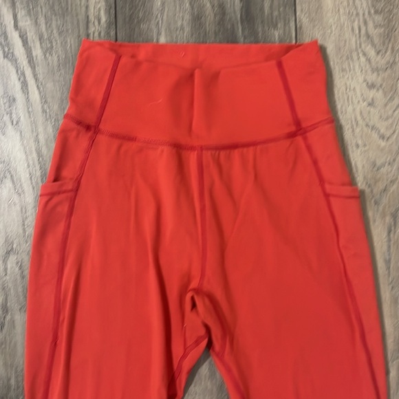 Women Leggings Alphalete alphalux size 0
Good stretch, good condition - Picture 6 of 10